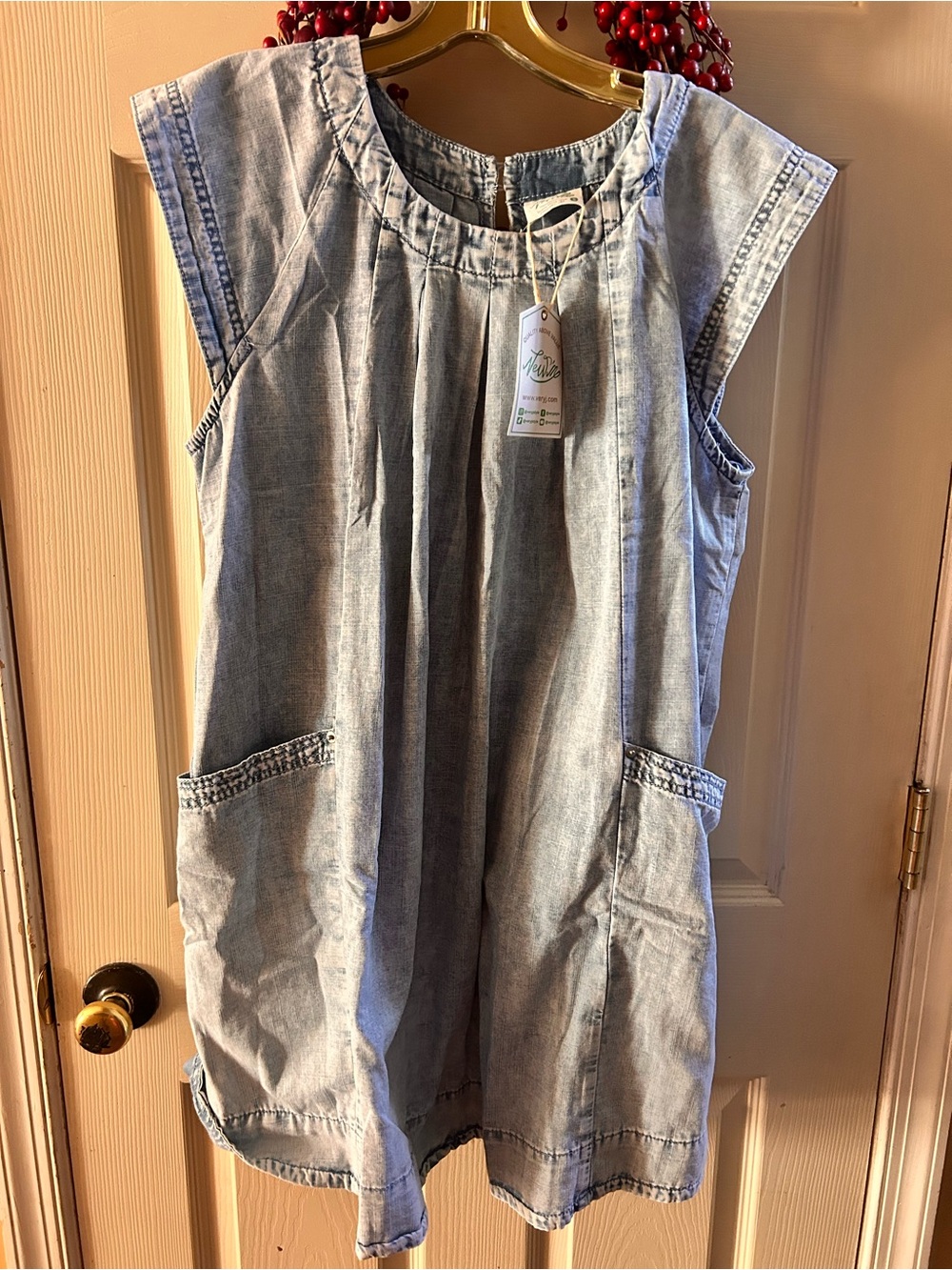NWTs Boutique Very J Light Blue Washed Denim Tunic dress
